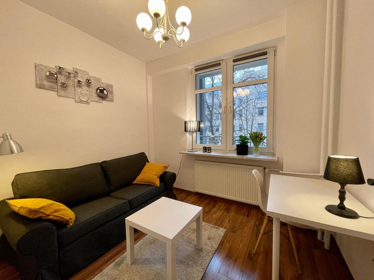 Diamond Metro Wifi 300 Mbs 70'Tv Netflix Hbo Appletv+ Lägenhet Warszawa Exteriör bild